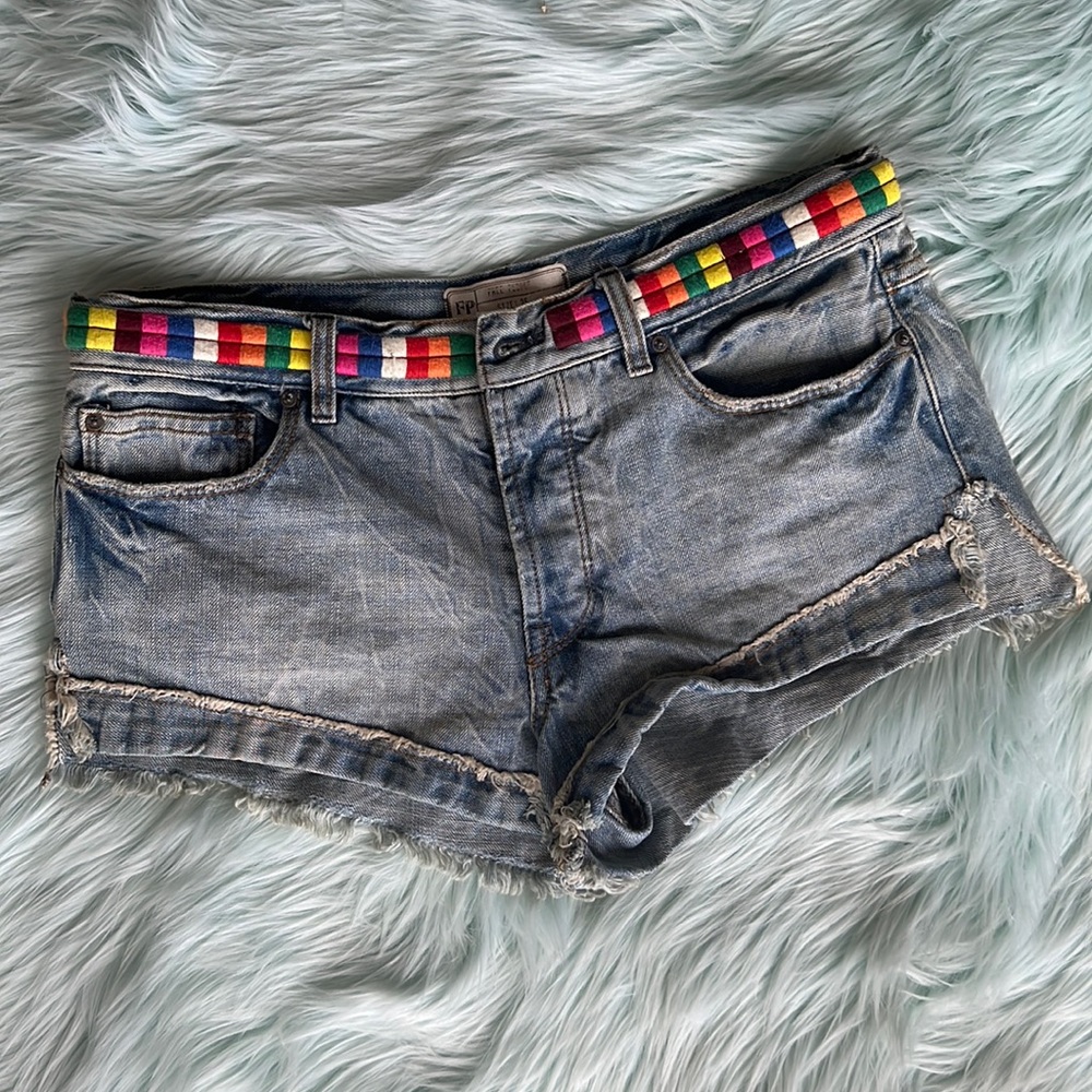 MOVING SALE! Free People Denim Shorts - Size 25